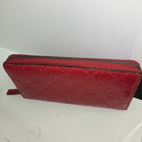 Gucci Guccissima Zip Around Wallet - Picture 9 of 16
